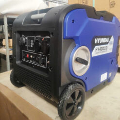 Máy phát điện 4KW chạy xăng chống ồn Hyundai HY4000SI